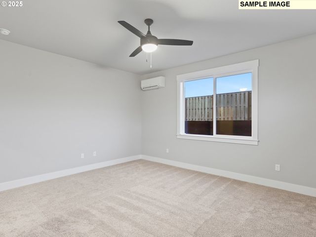 2240 E OTTER Loop 52, La Center, WA 98629