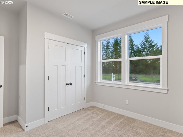 2240 E OTTER Loop 52, La Center, WA 98629
