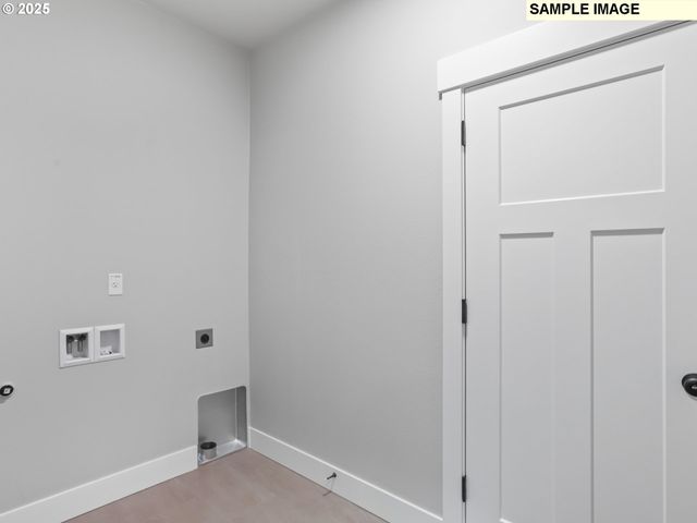 2240 E OTTER Loop 52, La Center, WA 98629