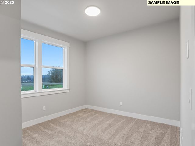 2240 E OTTER Loop 52, La Center, WA 98629
