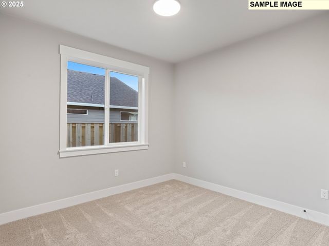 2240 E OTTER Loop 52, La Center, WA 98629