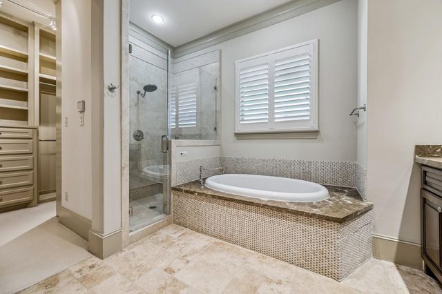 311 Calle Sevilla Place, Houston, TX 77007