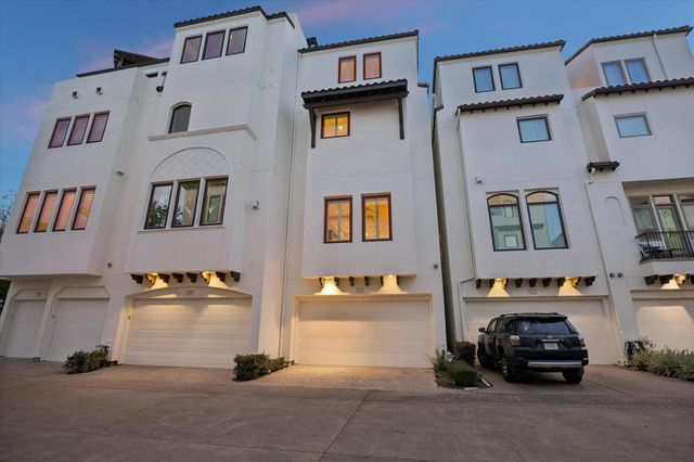 311 Calle Sevilla Place, Houston, TX 77007