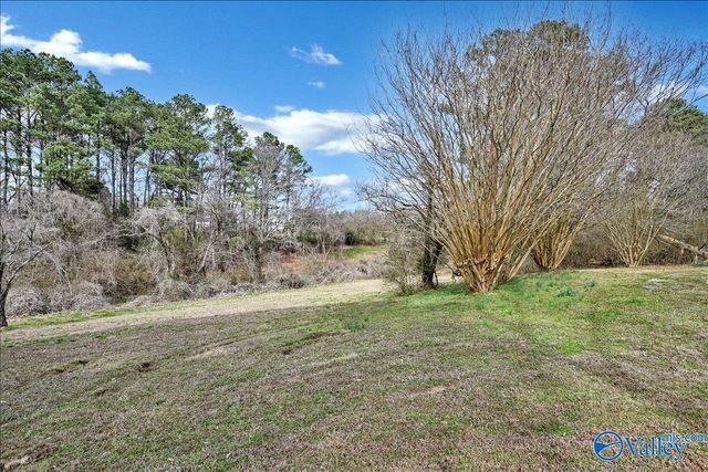 1351 Goehler Road SE, Cullman, AL 35055