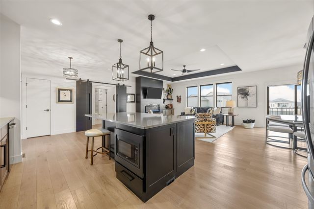 3025 Valley Court, Hiawatha, IA 52233