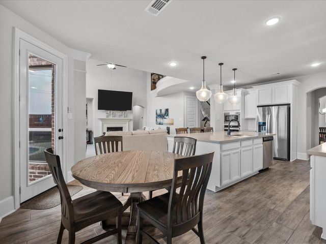2712 Ahnya Lane, League City, TX 77573