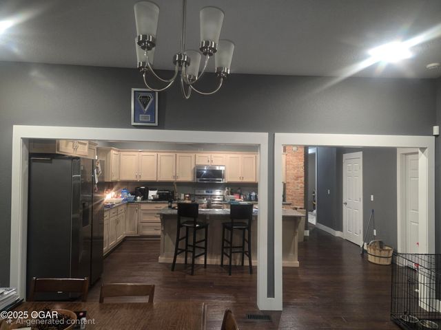 511 S Jackson Avenue, Joplin, MO 64801