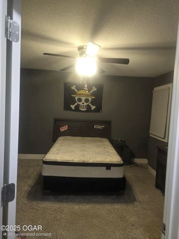 511 S Jackson Avenue, Joplin, MO 64801