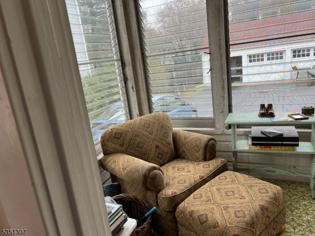 826 Wallberg Ave, Westfield Town, NJ 07090