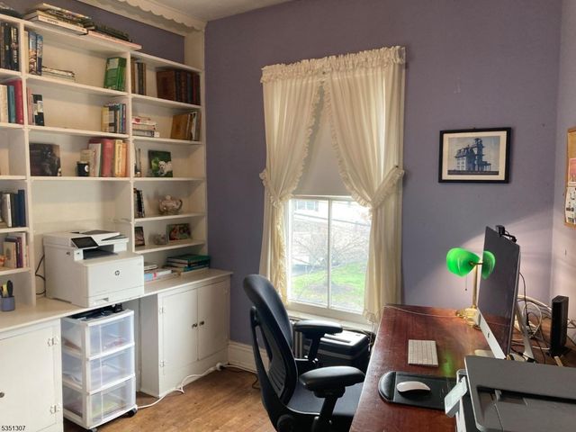 826 Wallberg Ave, Westfield Town, NJ 07090