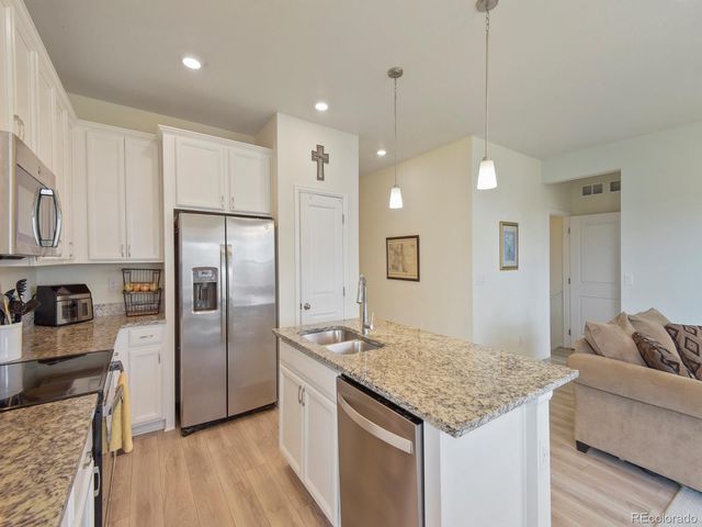 924 Peach Leaf Lane, Elizabeth, CO 80107