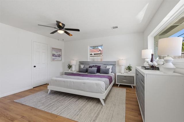 5221 Libbey Lane, Houston, TX 77092