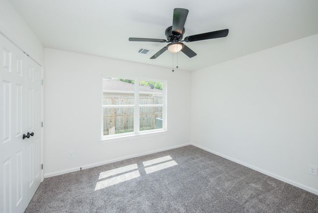 5221 Libbey Lane, Houston, TX 77092