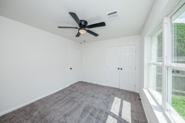 5221 Libbey Lane, Houston, TX 77092