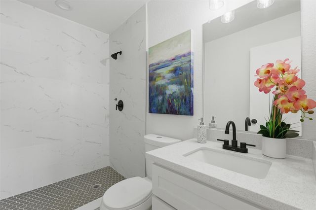 5221 Libbey Lane, Houston, TX 77092