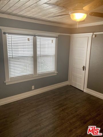 4414 S Van Ness Avenue, Los Angeles, CA 90062