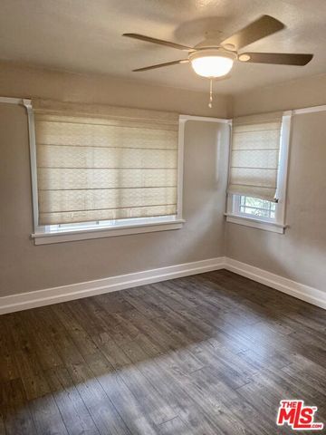 4414 S Van Ness Avenue, Los Angeles, CA 90062