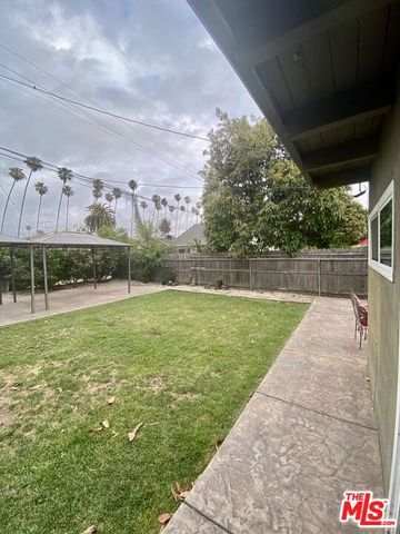 4414 S Van Ness Avenue, Los Angeles, CA 90062