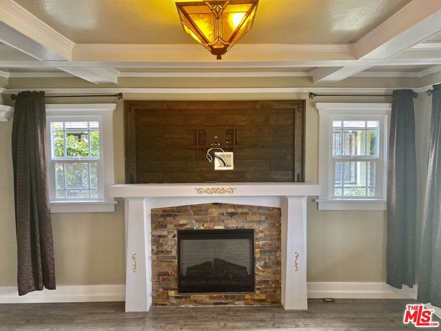 4414 S Van Ness Avenue, Los Angeles, CA 90062