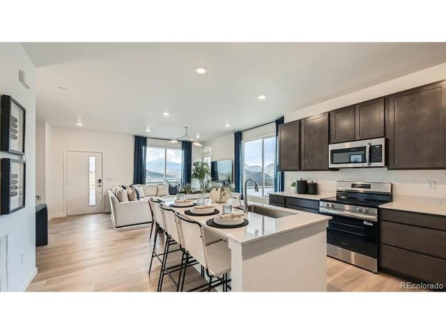 15563 Gilpin Ave, Parker, CO 80134