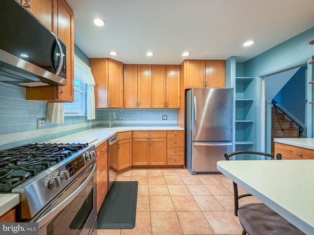 9965 HARDY RD, Philadelphia, PA 19115