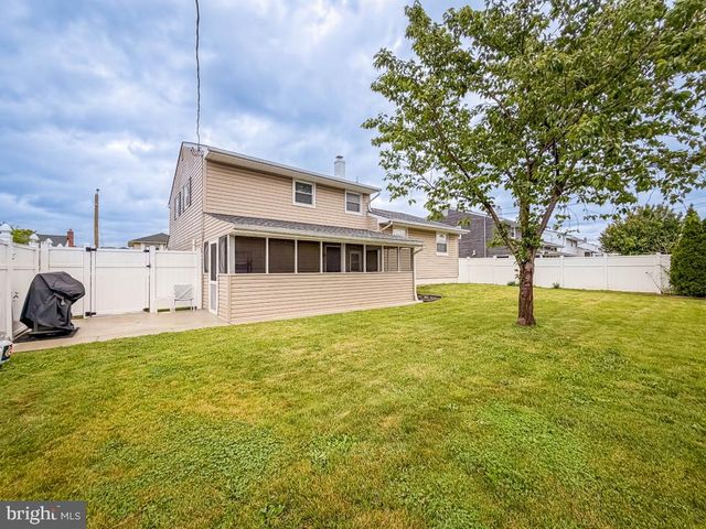 9965 HARDY RD, Philadelphia, PA 19115