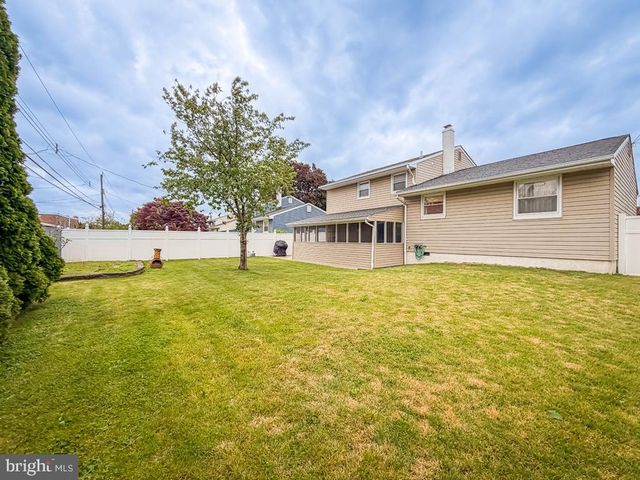 9965 HARDY RD, Philadelphia, PA 19115
