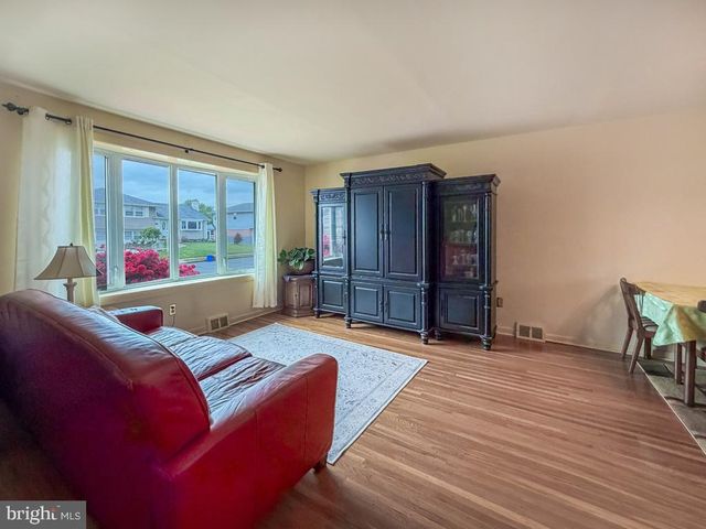 9965 HARDY RD, Philadelphia, PA 19115