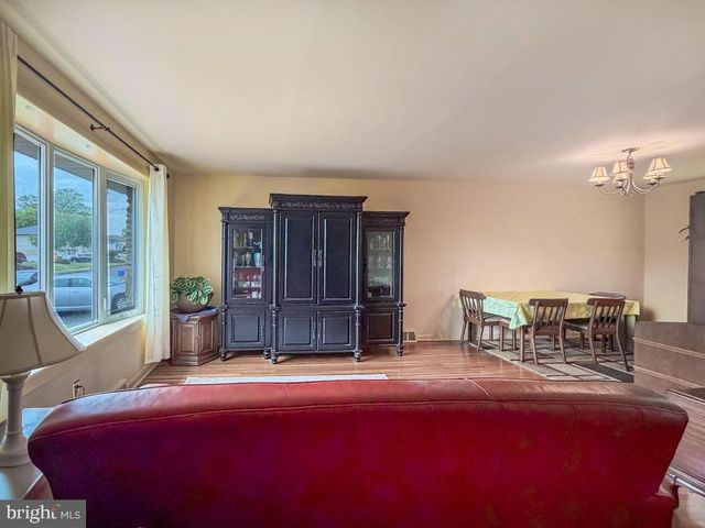 9965 HARDY RD, Philadelphia, PA 19115