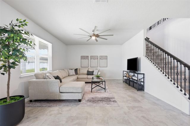 3924 HANWORTH LOOP, Sanford, FL 32773