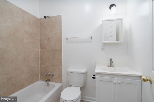 1814 W DIAMOND ST, Philadelphia, PA 19121