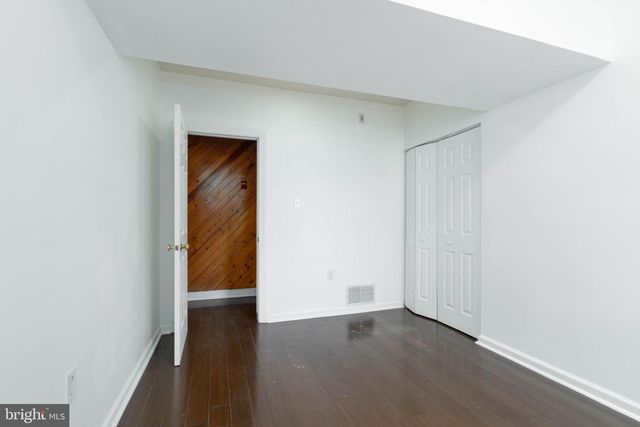 1814 W DIAMOND ST, Philadelphia, PA 19121