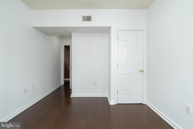 1814 W DIAMOND ST, Philadelphia, PA 19121