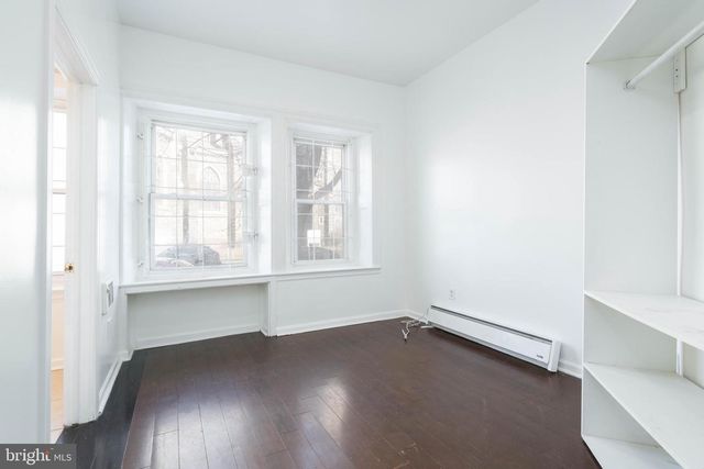 1814 W DIAMOND ST, Philadelphia, PA 19121