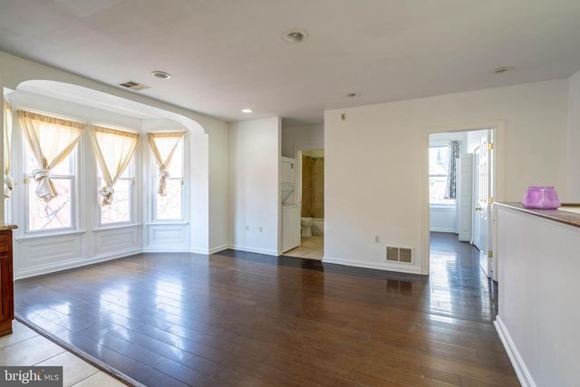 1814 W DIAMOND ST, Philadelphia, PA 19121