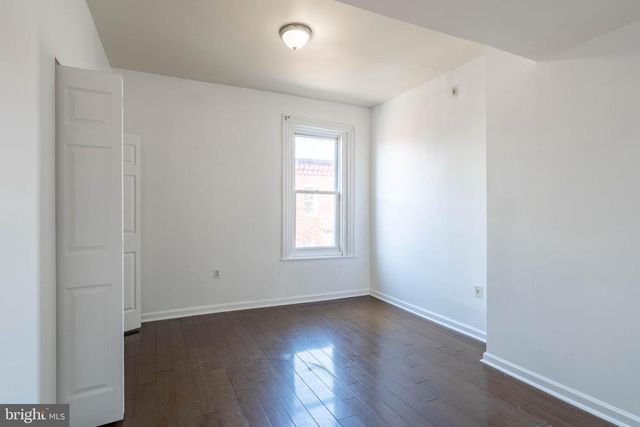 1814 W DIAMOND ST, Philadelphia, PA 19121