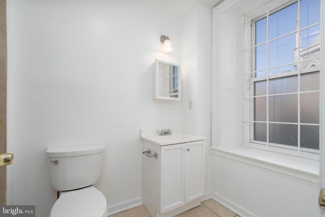 1814 W DIAMOND ST, Philadelphia, PA 19121