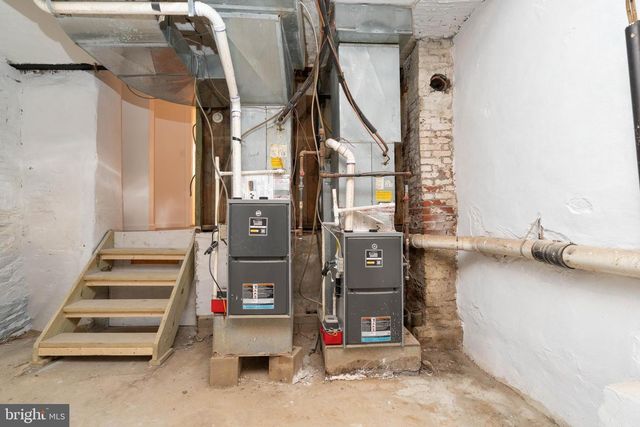 1814 W DIAMOND ST, Philadelphia, PA 19121