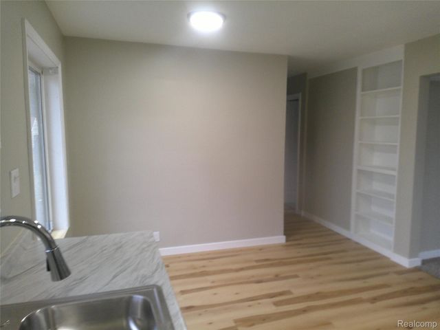 4502 Huckleberry Lane, Flint, MI 48507