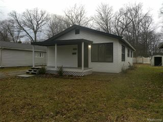 4502 Huckleberry Lane, Flint, MI 48507