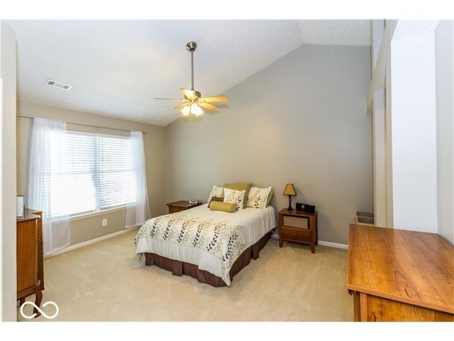 10812 Washington Bay Drive, Fishers, IN 46037