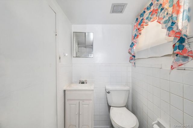 9419 96th Street, Ozone Park, NY 11416