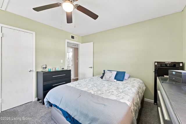 9227 Omar Khayyam Blvd, Louisville, KY 40272