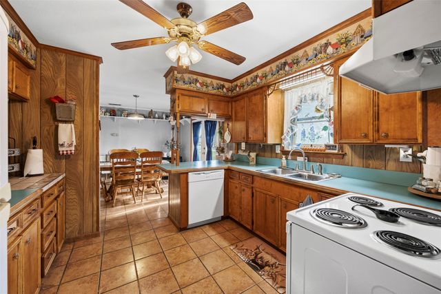 2073 Fm 1182, Ennis, TX 75119
