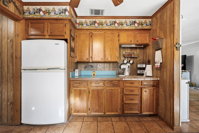 2073 Fm 1182, Ennis, TX 75119
