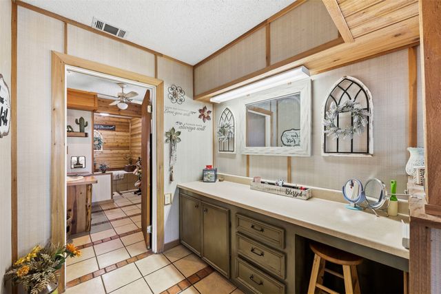 2073 Fm 1182, Ennis, TX 75119