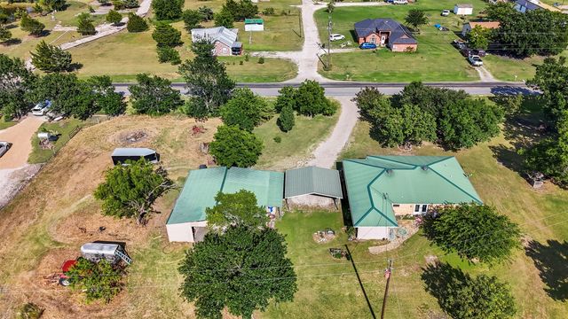 2073 Fm 1182, Ennis, TX 75119