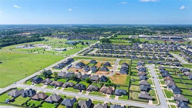 1851 Utopia Street, Centerton, AR 72719