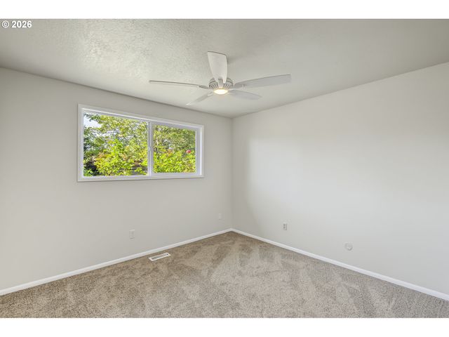 20545 Sw WESTSIDE St, Beaverton, OR 97078