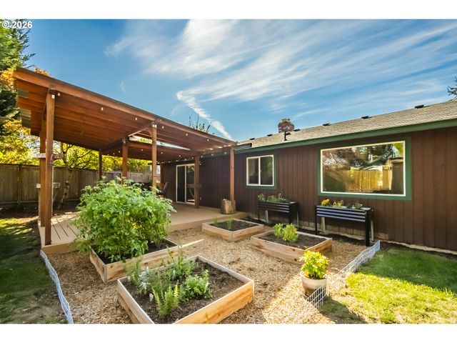 20545 Sw WESTSIDE St, Beaverton, OR 97078